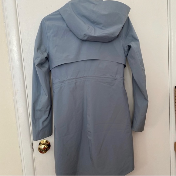 Lululemon Rain jacket - Picture 2 of 5